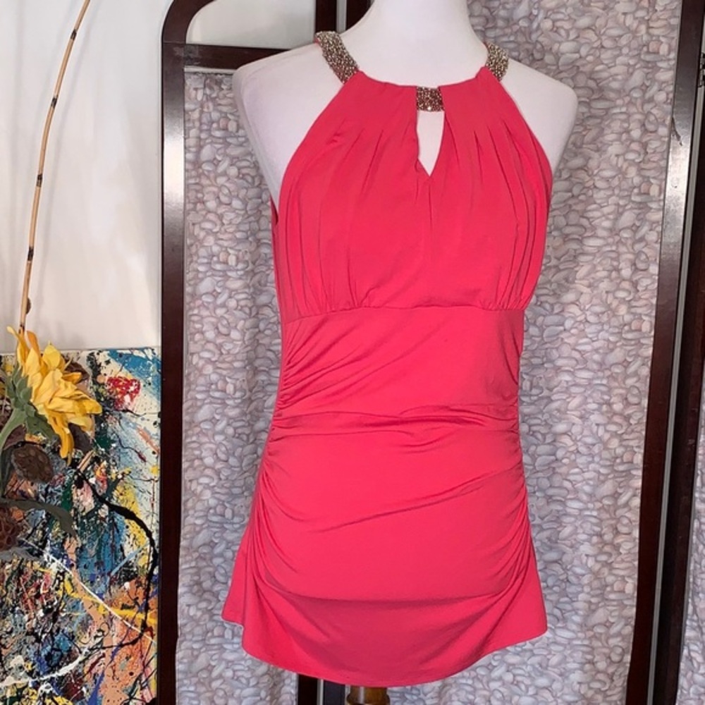 White House Black Market solid pinkish to reddish sleeveless top. - Picture 2 of 16